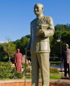 蔣介石銅像