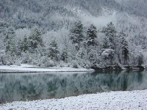 湖光山色