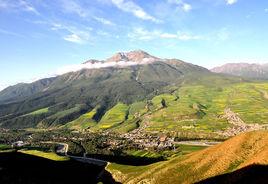 牛心山[陝西省境內山峰]