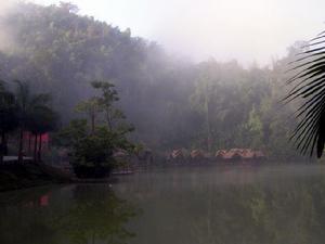 開平孔雀湖