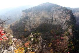 來賓龍洞山景區