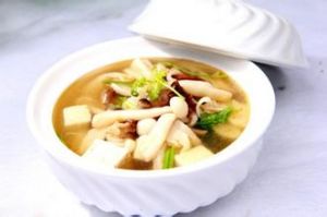 菌菇豆腐湯