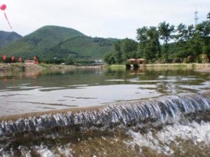 小溪岙峽谷漂流