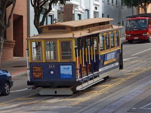 鮑威爾-海德電纜車 （Powell-Hyde cable car）