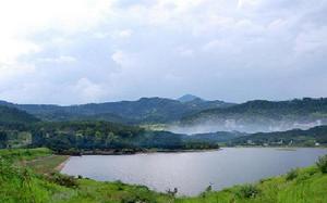 黃大村山區風景