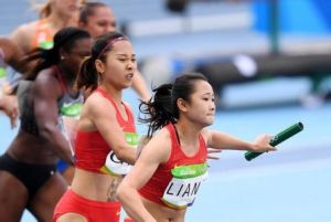 女子4x100米接力