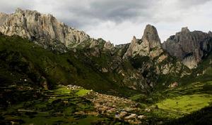 扎尕那山