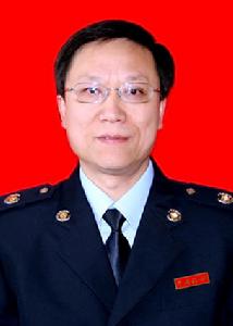 李雄標