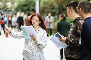 李妮[中國內地女導演]