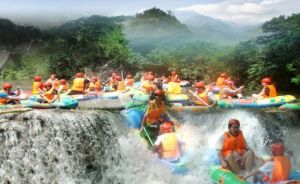 三爪侖高山滑水