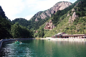 龍泉湖風景區