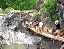 烏龍峽谷避暑山莊