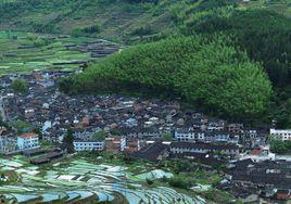 月山古村