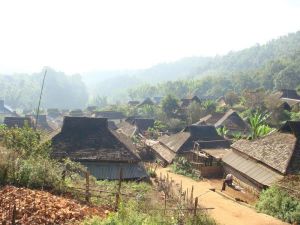 曼嶺小寨村