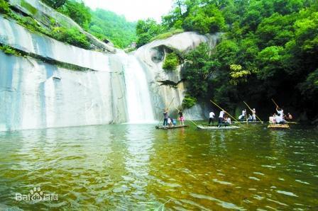 南陽西峽龍潭溝風景區