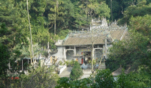 雲泉仙館