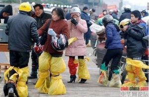 摩托返鄉過年