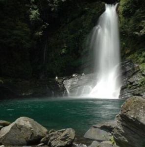 太平山瀑布