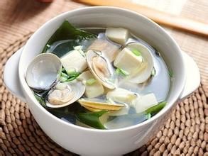 蛤蜊豆腐海帶湯