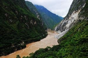 那坡老虎跳大峽谷漂流