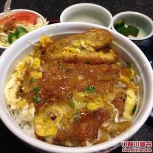 滑蛋煮豬排蓋飯定食