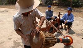 傣族象腳鼓製作技藝