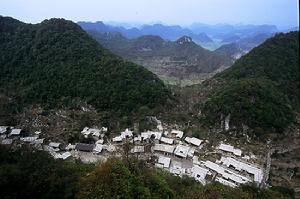 雲山屯