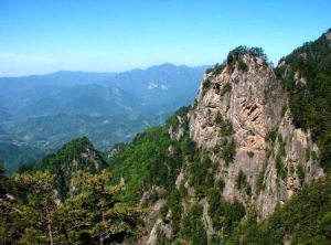 龍池曼風景區