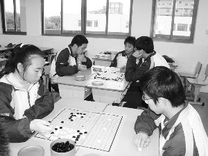 學校的社團活動——圍棋社