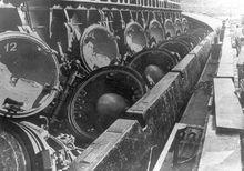 949型巡航飛彈核潛艇打開的飛彈發射筒