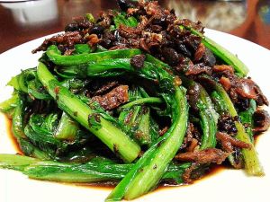 鯪魚豆豉炒油麥菜