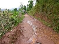 里寨自然村通村道路