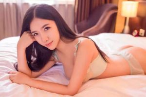 李嘉妮