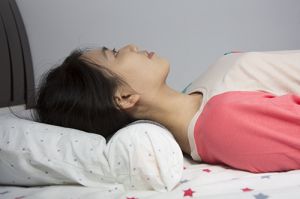 頸椎治療枕牽引