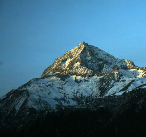 三奧雪山