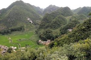 水頭布依山寨遠景2