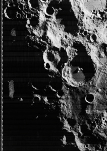 “月球軌道器4”號拍攝的月球南極圖片