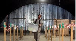 阿富汗啟動總統選舉採樣選票重計工作