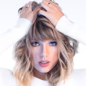 Taylor Swift[美國創作型女歌手]