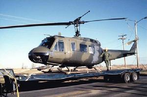 （圖）美國UH-1休伊直升機
