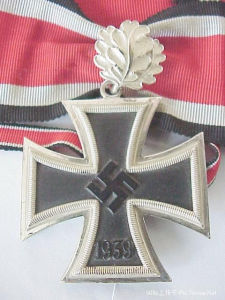 銀橡葉騎士十字勳章