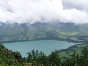 喀斯喀特山[美國的一座山名]