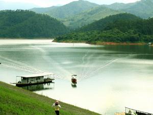 合河平湖