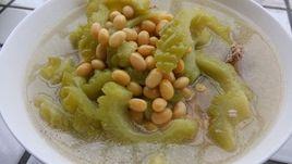 黃豆排骨鵝腳湯