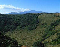 山君不離火山