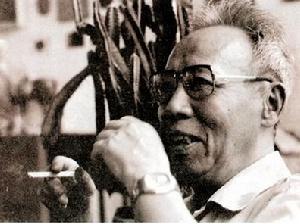 Liao Bingxiong