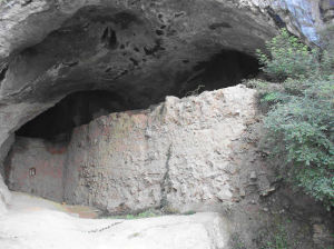 洞穴遺址