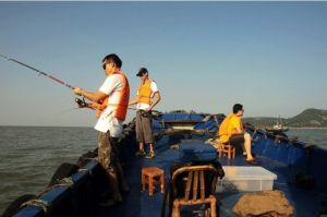 石浦漁港休閒捕魚