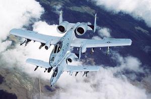 a-10雷電攻擊機