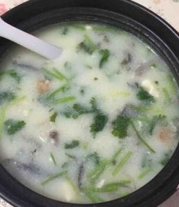 豆漿豆腐鯇魚片湯